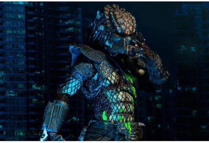 NECA - Predator 2 Ultimate Battle Damaged City Hunter 7 Action Figure, Battle Damaged City Hunger, 8 Inch