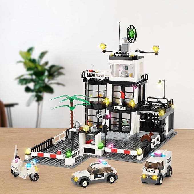 TOY PLAYER City Police Station Building Set 631pcs -Compatible with Lego City Police Station, City Police Sets Toy Building Bricks Kit, Gift for Sets for Boys 8-14 Years