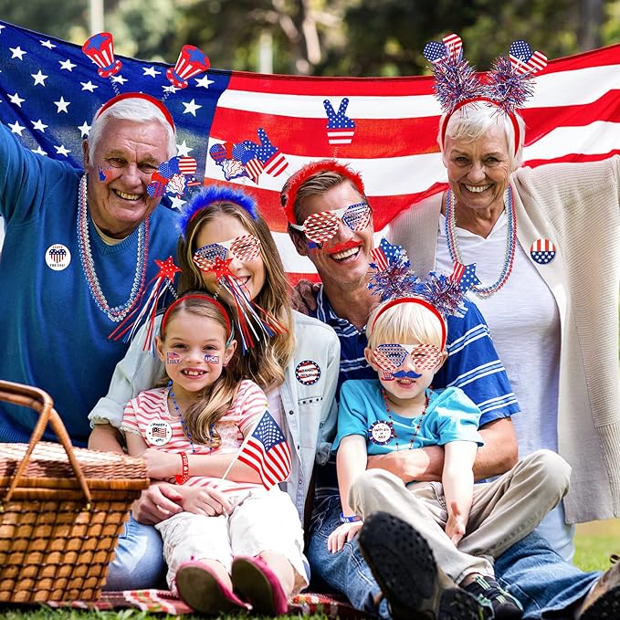 Lansian 4th of July Accessories Bulk Party Supplies, 146Pcs Patriotic Party Favors Set for Independence Day Decorations Memorial Day Celebrations USA Flags Party Parades Classroom Rewards for Kids