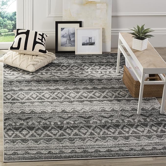 SAFAVIEH Adirondack Collection Area Rug - 5'1" x 7'6", Ivory & Charcoal, Moroccan Boho Distressed Design, Non-Shedding & Easy Care, Ideal for High Traffic Areas in Living Room, Bedroom (ADR119N)