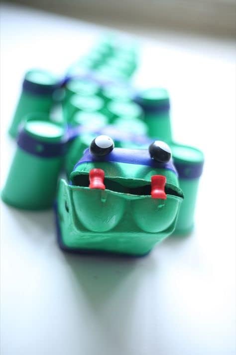 Open-Ended Educational Construction Arts and Crafts Building Toy Kit DIY Imaginative Recycling Toy-Making kit for Kids of All Ages Basic 32 Pcs Set