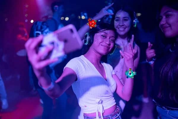 24pack LED Light Up Fidget Spinner Bracelets, Glow in The Dark Party Favors for Kids 4-8 8-12, Treasure Box Toys for Classroom, Birthday Gifts, Pinata Goodie Bags Stuffers