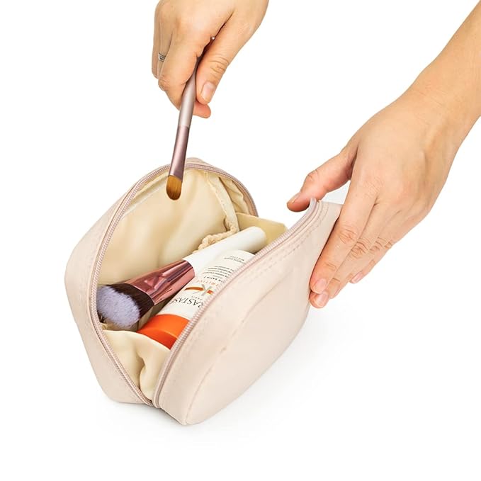 Hekyip Rectangular Beauty Bag, Small Travel Makeup Bag for Purse, Portable Waterproof Cosmetic Pouch for Ladies Women (Rectangular - Beige)