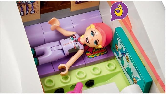 LEGO Friends 41716 Stephanie's Sailboat Adventure