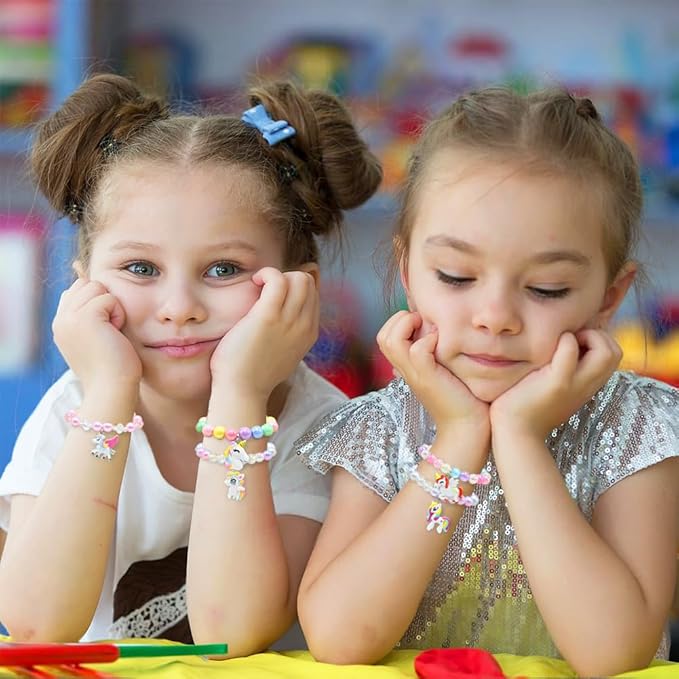 28PCS Valentines Day Gift Cards with Rainbow Unicorn Beaded Bracelets, Colorful Unicorn Beads Bracelet Toys for Valentine's Party Favors