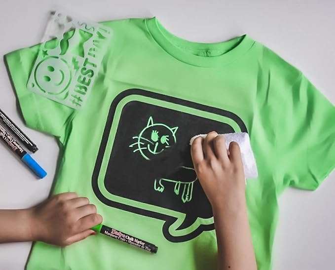 Green Speech Bubble Chalkboard Short Sleeve T-Shirt Kit for Kids with 3 Markers and 1 Stencil (Youth X-Small)