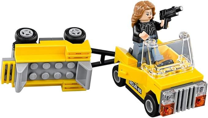 LEGO Super Heroes Super Hero Airport Battle 76051