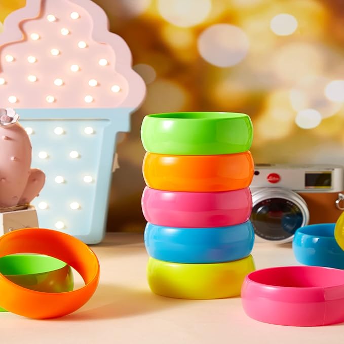 20 Pieces 80s Bracelets for Women 80's Style Neon Bracelets 80s Bangle Bracelets Colorful Chunky Plastic Bracelets 80's Neon Accessories Party Favors Pack for New Years Eve Birthday Party, 5 Colors