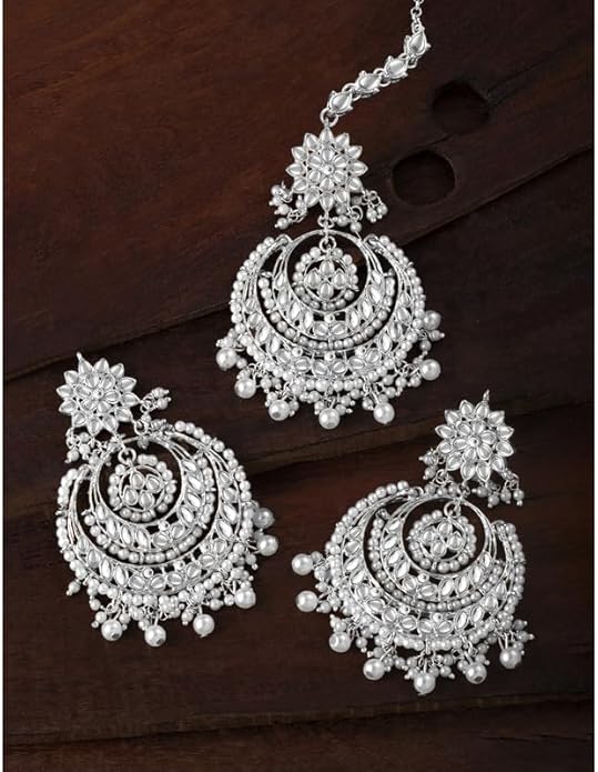 Aheli Bollywood Ethnic Chandbali Style Big Earrings Maang Tikka Set Traditional Fashion Jewelry Gift for Women