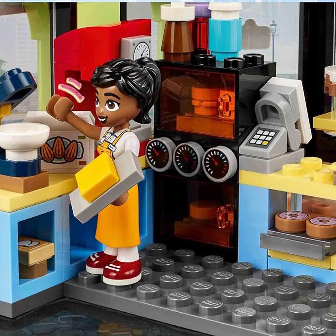 LEGO Friends Heartlake City Cafe Toy for Children - Building Pastry - Creative Hobby and Gift Idea for Girls and Boys from 6 Years - 3 Mini Dolls and a Dog 42618