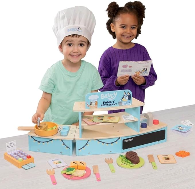 Bluey – Tabletop Restaurant – 32 Piece Wooden Roleplay Toy with Cutlery & Pretend Food Accessories for Kids – FSC-Certified Material – Fun Imaginative Kit for 3 Years and Up