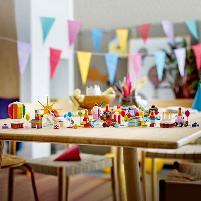 Lego Classic Creative Party Box Bricks Set 11029, Family Games to Play Together, Includes 12 Mini-Build Toys: Teddy Bear, Clown, Unicorn, Fun for All Ages 5 Plus