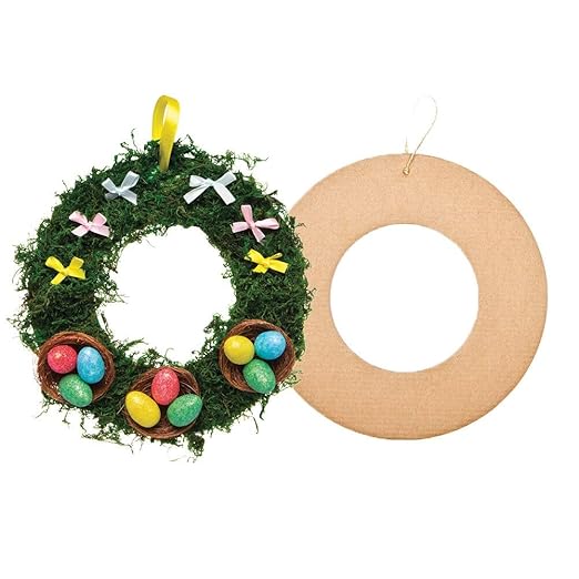 Baker Ross AF903 Hanging Round Craft Wreaths - Pack of 10, Creative Christmas Art and Craft Supplies for Kids to Personalise and Decorate