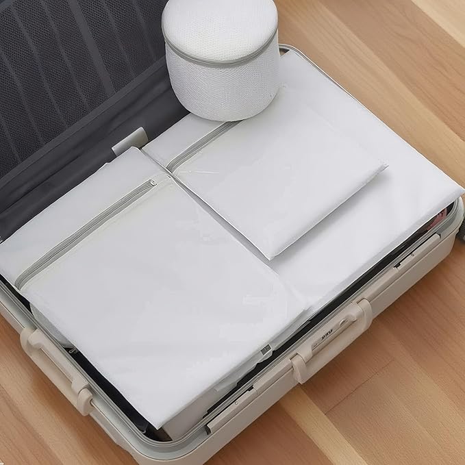 YRXEFY Laundry Bags, 4-Pack 16x20 Inch Honeycomb Mesh Wash Bags, Protects Delicates in Washer & Dryer, Prevents Snags and Stretching for Bras, Sweaters, Baby Clothes