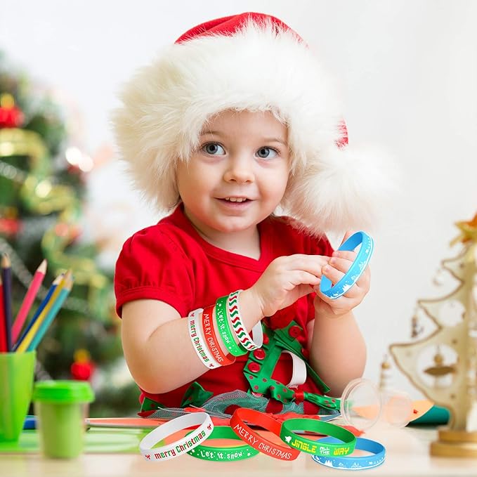 FEPITO 35 Pieces Christmas Wristband Silicone Wristbands Rubber Band for Christmas Party Decoration 7 Merry Xmas Patterns