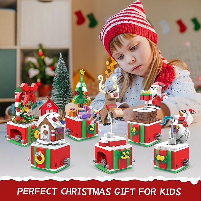 Christmas Building Blocks Sets Rotating Gingerbread house Building Sets for Kids 2024 Christmas Kits Small Xmas Building Brick Toys Gifts for Adults Teens Kids Girls Boys Ages 6+(132PCS Small Size)