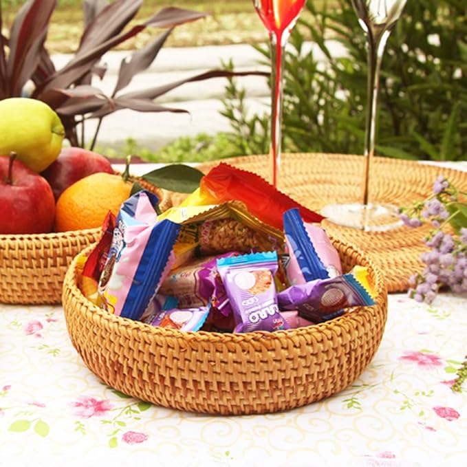 amololo Hadewoven Round Rattan Fruit Basket Wicker Food Tray Weaving Storage Holder Dinning Room Bowl, 7”Decorative Natural Basket Woven Fruit Basket Bowl for Entryway Table, Countertop (Small 7”)