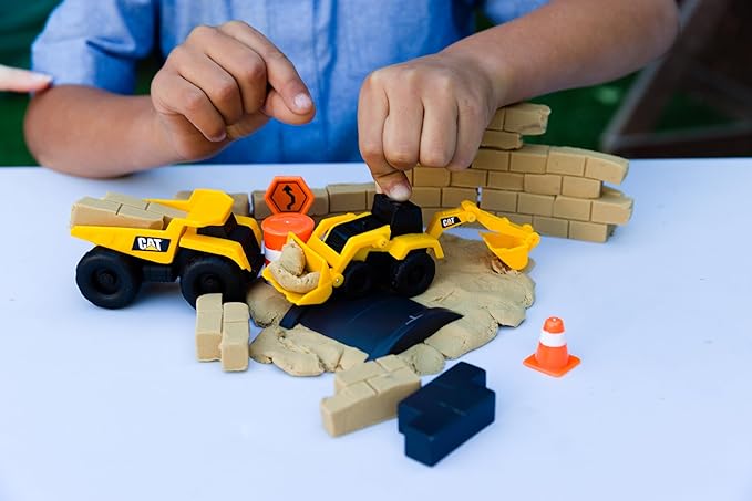 CAT Construction Toys, Dig N' Build Dirt Playset with 10 Oz of Compound, 2 Little Machine Vehicles, Ages 3+