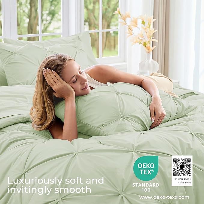 Sasttie King Size Comforter Set, 7-Piece Bed in a Bag, Pintuck Bedding Sets for All Season, Includes Comforter, Flat Sheet, Fitted Sheet, Pillowcases and Pillowshams, Mint