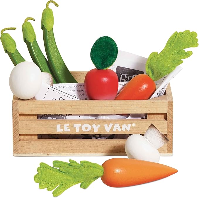 Le Toy Van - Wooden Honeybee Market Vegetables '5 a Day' Crate | Fun Role Play Supermarket Pretend Play Shop Food | Great Gift for Boys Or Girls, Harvest Vegetables Crate (TV182)