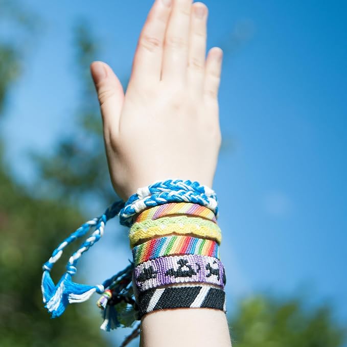 Happytime Friendship Bracelet Making Kit for Girls Birthday Gift Toy, Gir DIY Jewelry Making Kit Arts and Crafts for Kids, Fashion Fun Necklace Ring Bracelet Set