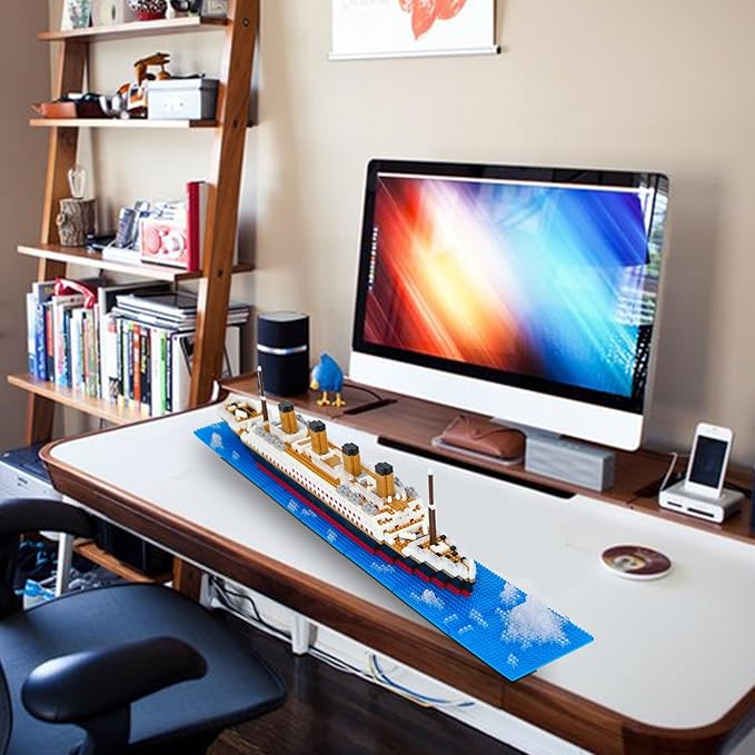 Titanic Model Mini Building Blocks Set 1878pcs Mini Bricks 3D Puzzle DIY Educational Titanic Toys Gifts for Adults and Kids