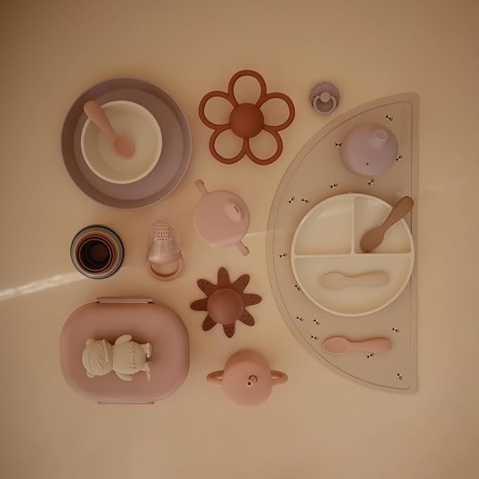 mushie Silicone Suction Plate | BPA-Free Non-Slip Design (Ivory)