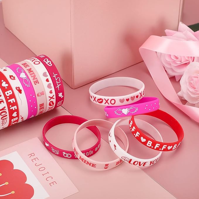 JUNEBRUSHS 42pcs Valentine's Day Party Favors Silicone Bracelets Pink Red Love Heart Rubber Wristbands Accessories for Adults Valentine's Day Party Decorations Gift (6 Designs)