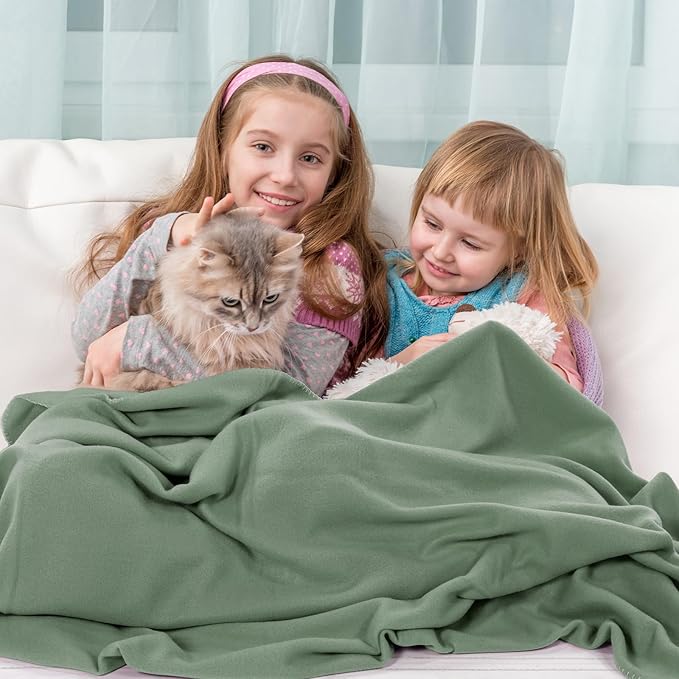 Buryeah 10 Pcs Fleece Blanket Bulk Soft Warm Fleece Blankets Cozy Lightweight Throw Blankets Plush Pet Throw Blanket for Home Bed Sofa Office Wedding Gifts Travel(50" X 60",Army Green)