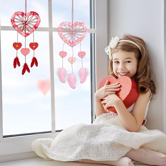 Fennoral 18 Pack Heart Dream Catcher Craft Kit for Kids Paint You Own Love Heart Dream Catcher DIY Coloring Mother's Day Wooden Art and Craft for Art Activity Project Valentine's Day Decoration