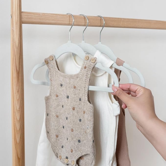 3 Sprouts Velvet Baby Hangers - Non-Slip Hanger for Infant, Toddler, Baby Clothes - Closet Kids Hangers with Slim Design, Nordic Colors, Pack of 30 - Blue