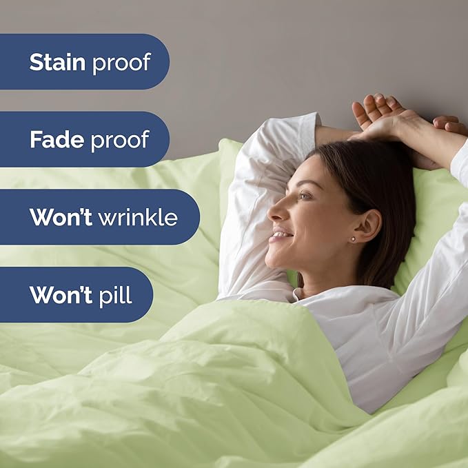 CGK Unlimited Duvet Cover Queen Size Set - Extra Soft Queen Size Duvet Cover 90 x 90 with 2 Pillow Shams - Hotel Quality w/Zipper Closures & Ties - Bedding and Bed Linens Set (Light Sage Green)