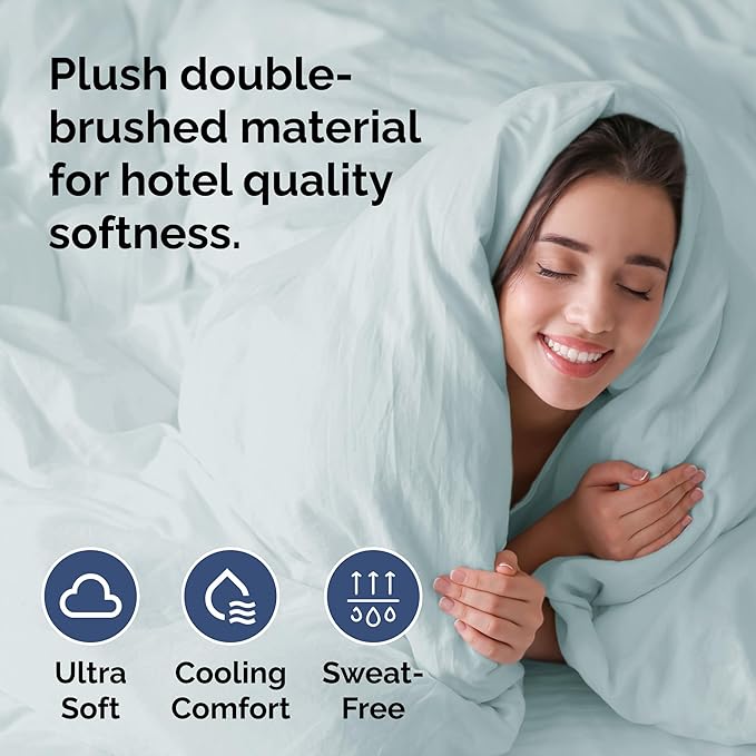 CGK Unlimited Duvet Cover Full Size Set - Extra Soft Full Size Duvet Cover 80 x 90 with 2 Pillow Shams - Hotel Quality and Fade Free w/Zipper Closures & Ties - Bedding and Bed Linens Set (Ice Blue)