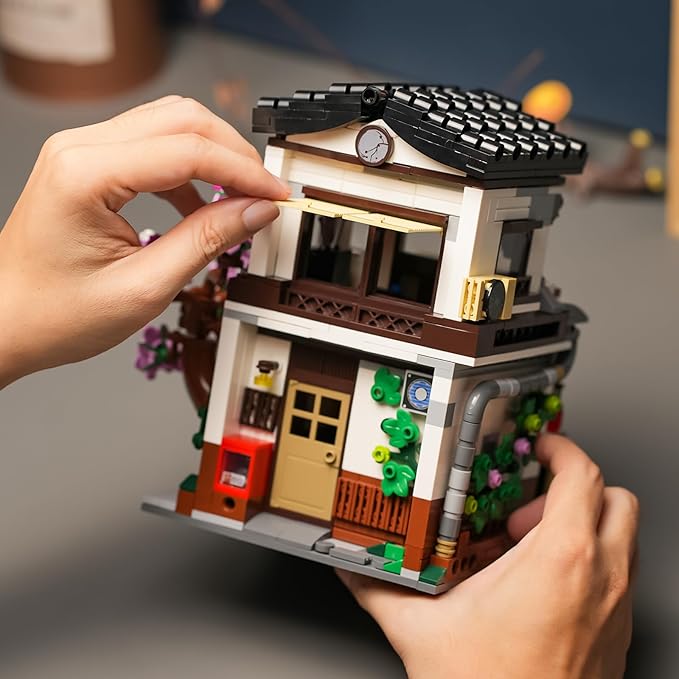 ENJBRICK Flowers City House Building Set Compatible with Lego for Adults,Architecture Japan Style Cherry Blossom Tree House Building Kit for Boys and Girls Age 8-12 UP 952 PCS