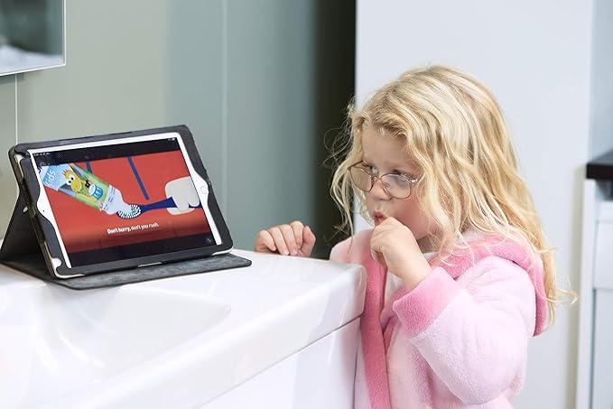 Jordan* Step 3 Kids Toothbrush, 6-9 Years, Soft Bristles, BPA Free - 4 Pack - Blue & Green