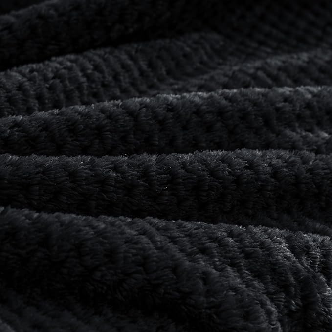 BEDELITE Travel Blanket with Bag, Ultra-Soft Jacquard Fleece Blanket with Luggage Sleeve & Backpack Clip, Airplane Blanket Travel Essentials, Black