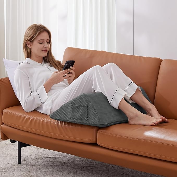 Bedluxe Knee Wedge Pillow - Memory Foam Leg Support for Sleeping, Post Surgery Triangle Pillow Wedge, Leg Elevation, Knees Hip Back Pain Relief (23.6 x 26 x 10, Extra Large, Black)