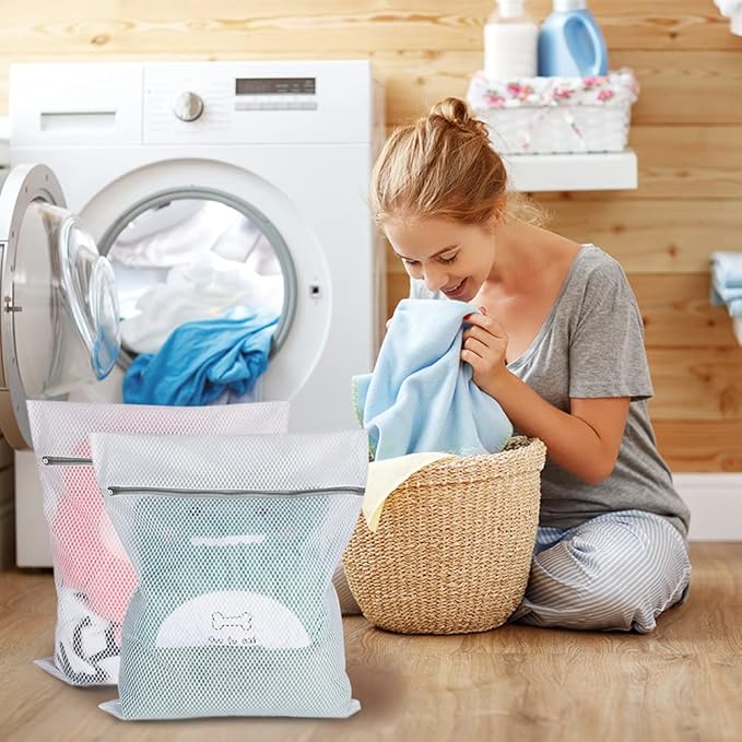 Vivifying XL Large Mesh Laundry Bags, 2 Pack 20 x 24 Inches Honeycomb Mesh Wash Bags for Washing Machine, Delicates Clothes, Sweater, Coats, Stuffed Toys, Blanket (White)