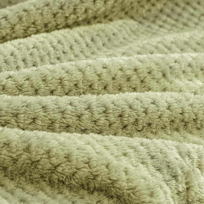 BEDELITE Travel Blanket with Bag, Ultra-Soft Jacquard Fleece Blanket with Luggage Sleeve & Backpack Clip, Airplane Blanket Travel Essentials, Sage Green