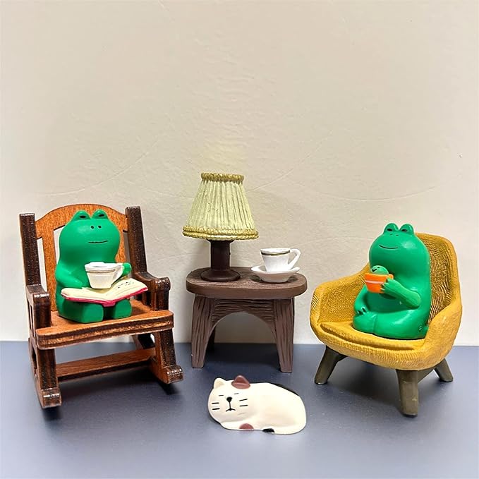 Set of 6 Miniature Frog Trinkets Desk Decorations - Tiny Frog Figurines for Cute Office Desk Decor, Funny Gifts for Frog Lovers, Perfect for Fairy Garden Decor