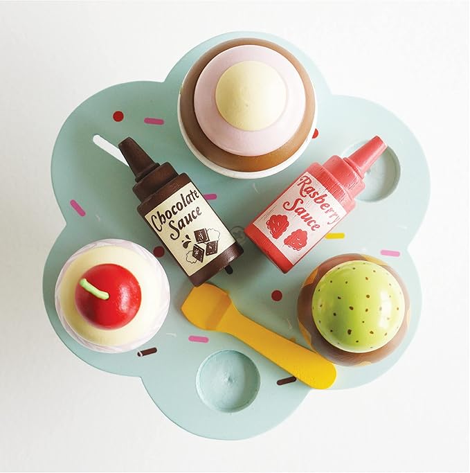 Le Toy Van - Educational Wooden Toy Honeybake Colourful Wooden Carlo's Gelato Pretend Ice Cream Toy | 12 Pieces - Great Role Play Gifts For A Boy Or Girl - 2+ Years