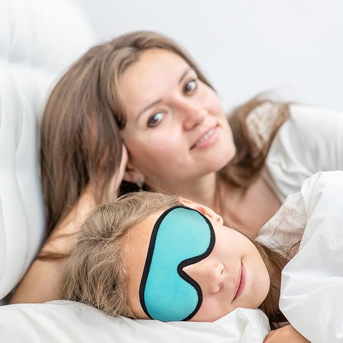 2 Pieces 3D Sleep Mask for Kids Memory Foam Contoured Eye Mask, Travel Sleep Eye Cover with Adjustable Strap, 3D Blindfolds(Black and Green)