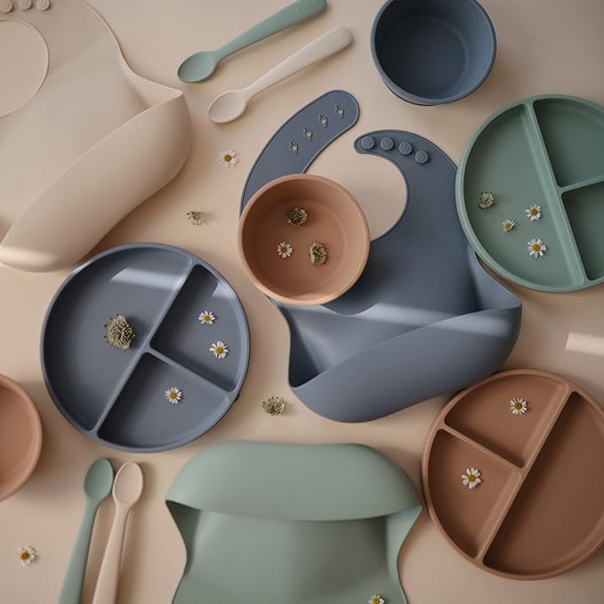 mushie Silicone Suction Bowl | BPA-Free Non-Slip Design (Tradewinds)