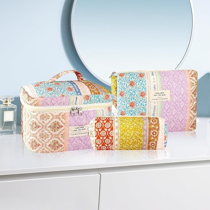 URSKYTOUS 3Pc Cotton Quilted Makeup Bags for Women Large Small Coquette Floral Travel Cosmetic Bag Set Aesthetic Cute Flower Makeup Pouch Portable Toiletry Bag Puffy Essential Storage Organizer Bag