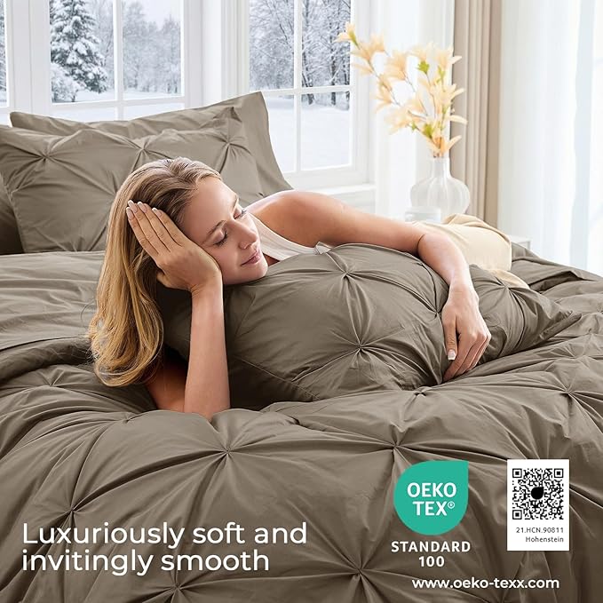 Sasttie Twin XL Comforter Set, 5-Piece Bed in a Bag, Pintuck Bedding Sets for All Season, Includes Comforter, Flat Sheet, Fitted Sheet, Pillowcase and Pillowsham, Brown