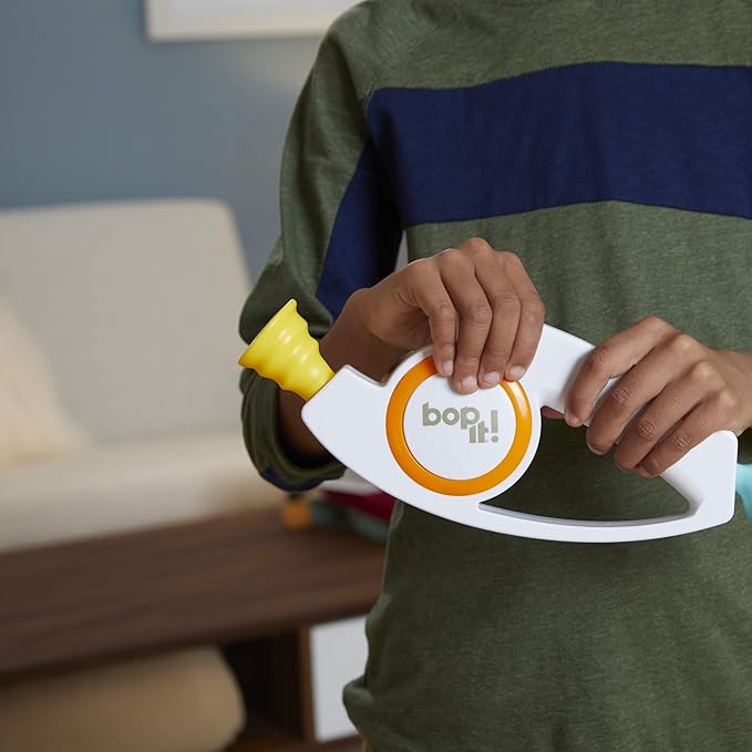 Hasbro Gaming Bop It! Electronic Game for Kids Ages 8 and up, Kids Games for 1 or More Players, Board Games for Kids, Kids Gifts