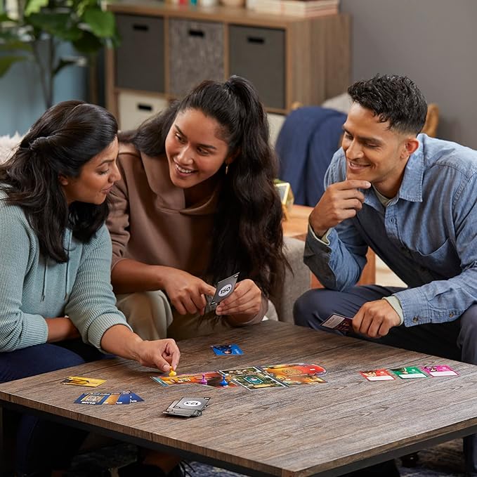 Clue Board Game Robbery at The Museum, Escape Room Game, Murder Mystery Games, Cooperative Family Board Game, 1-6 Players, 10+