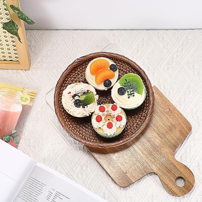 Hipiwe Small Key Basket Bowl for Entryway 7.6" Round Woven Wicker Basket Fruit Serving Tray Woven Basket Wall Decor Rattan Organizer Basket for Keys Wallet Cell Phone, Brown