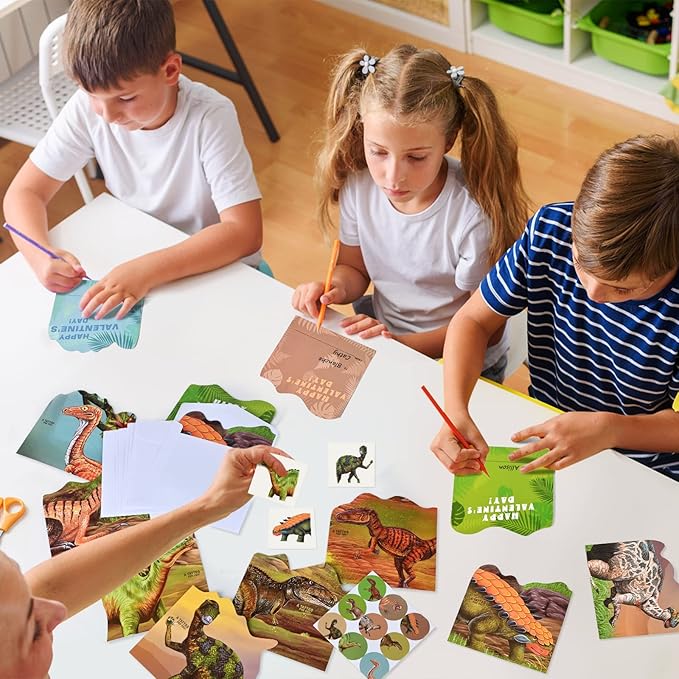 Giiffu 36 Dinosaur Valentines Day Cards for Kids, Dinosaur Valentines Cards with Envelopes for Valentine Classroom Gifts, Kids Valentine Exchange Cards, Kids Valentine Party Favors