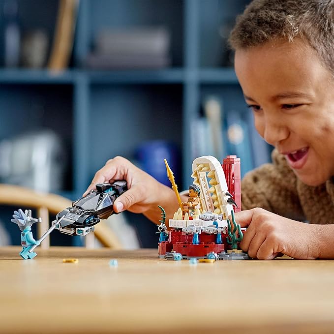 LEGO 76213 Marvel King Namor's Throne Room, Black Panther Wakanda Toy for Building, Set with Submarine for Children from 7 Years, Underwater Adventure with Superheroes